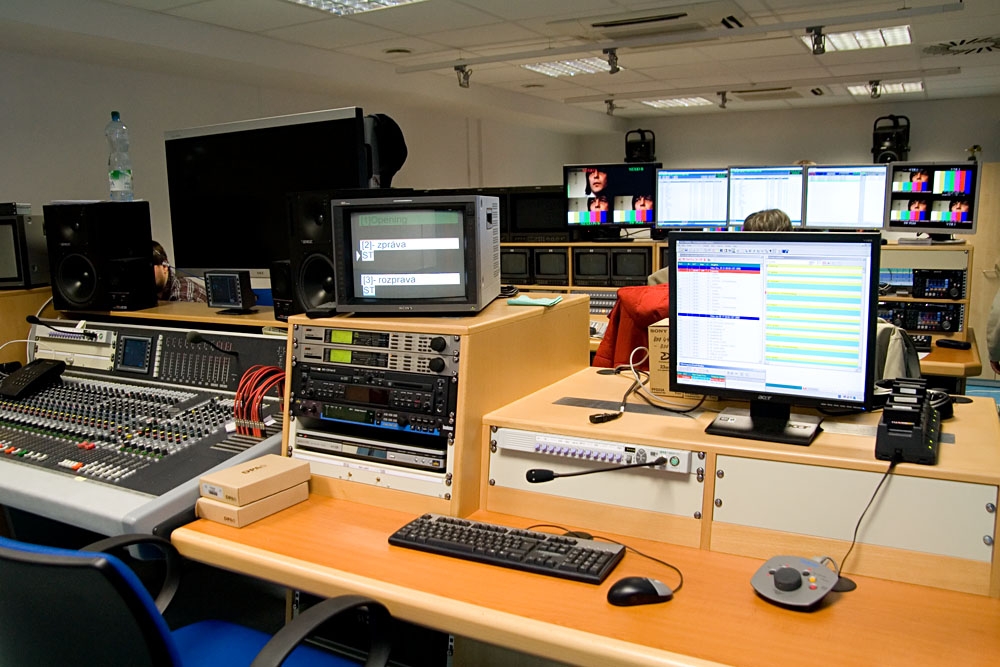 Live & Interactive Football Manager Webinar Broadcast